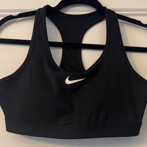 Nike Women's Black  Sports Bra